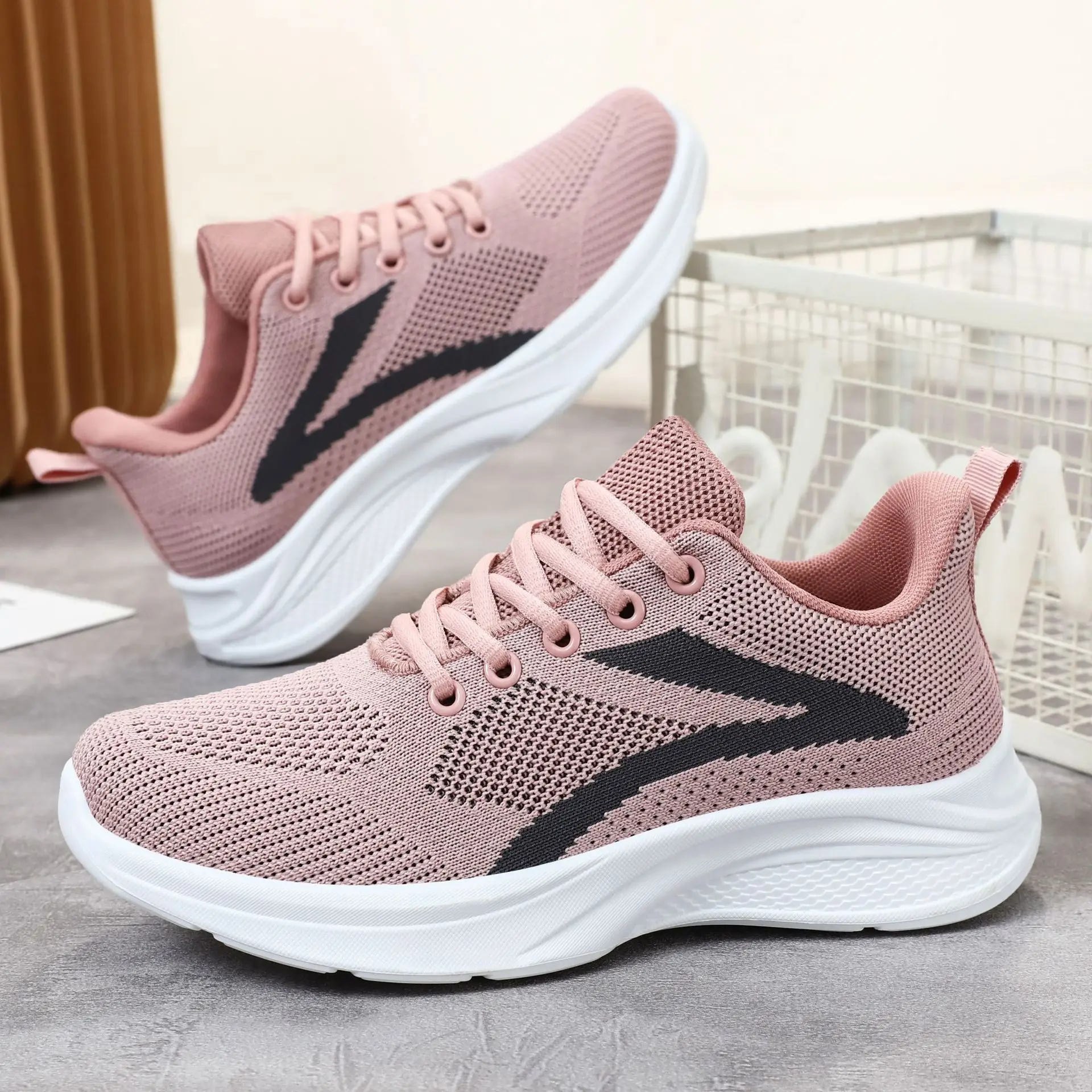 Running Shoes 2024 Spring and Autumn Season New Women's Shoes Hot Selling Large Size Soft Sole Casual Sports Shoes for Women