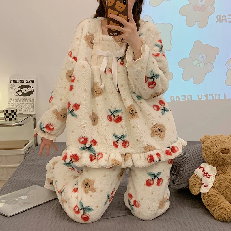 

Cute Princess Women Pajamas Set Warm Winter Thickened Coral Velvet Sleepwear Women Flannel Homewear Kawaii Cherry Bears Pyjamas