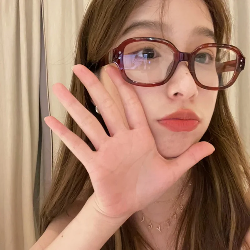 Retro Square Anti Blue Light Glasses For Women Stylish Red Frame_voghion.com