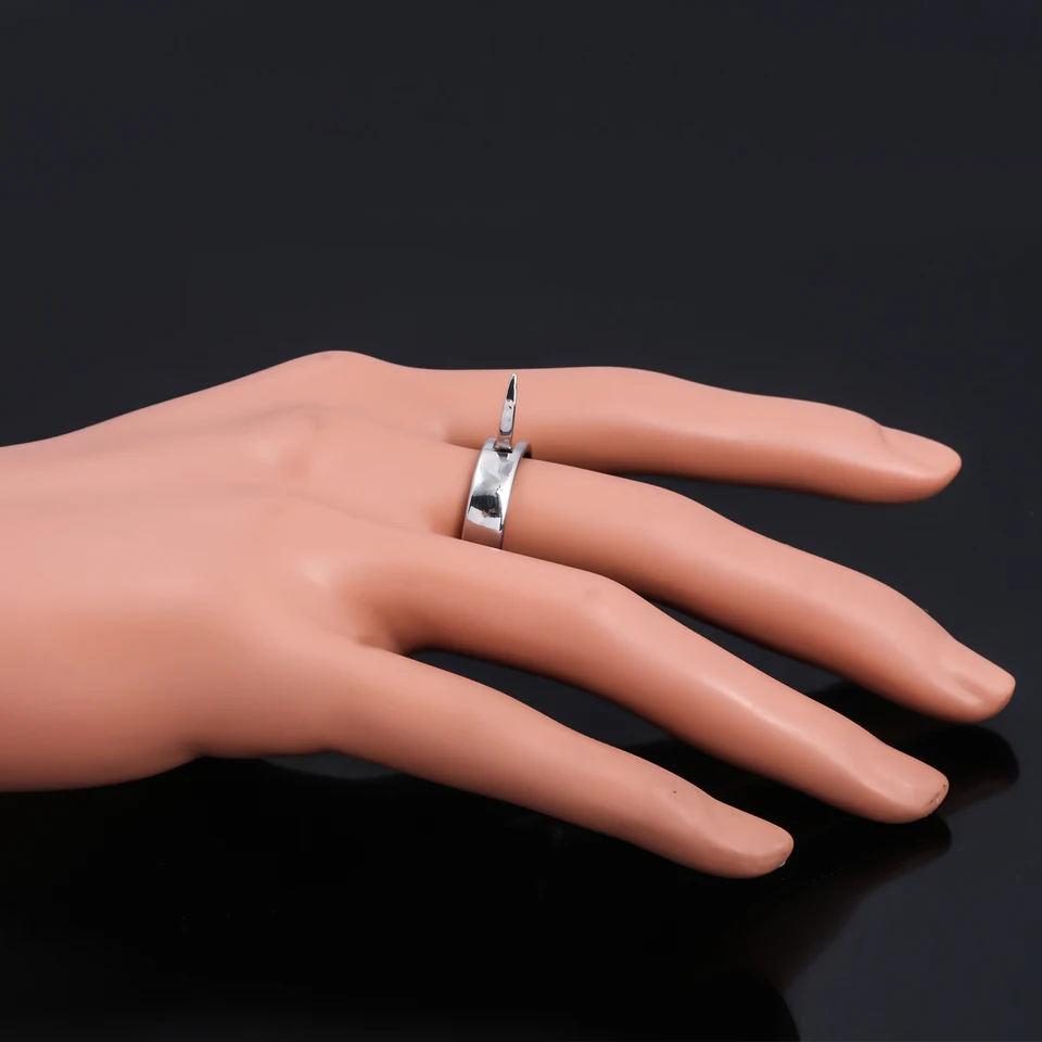 進撃の巨人 アニ レオンハート 指輪 小物 リング コスプレ 2cm アニーレオンハートコスプレリングアニメ進撃の巨人金属リング