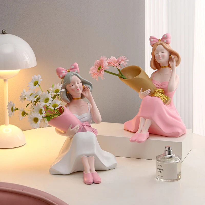 

Creative Resin Bouquet Girl Vase Ornaments Home Living Room TV Cabinet Wine Cabinet Housewarming Gift Handicraft Table Art Vase