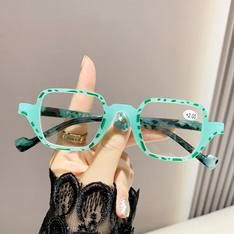 Fashion Vintage Women Reading Glasses High-definition Lens  display picture 1