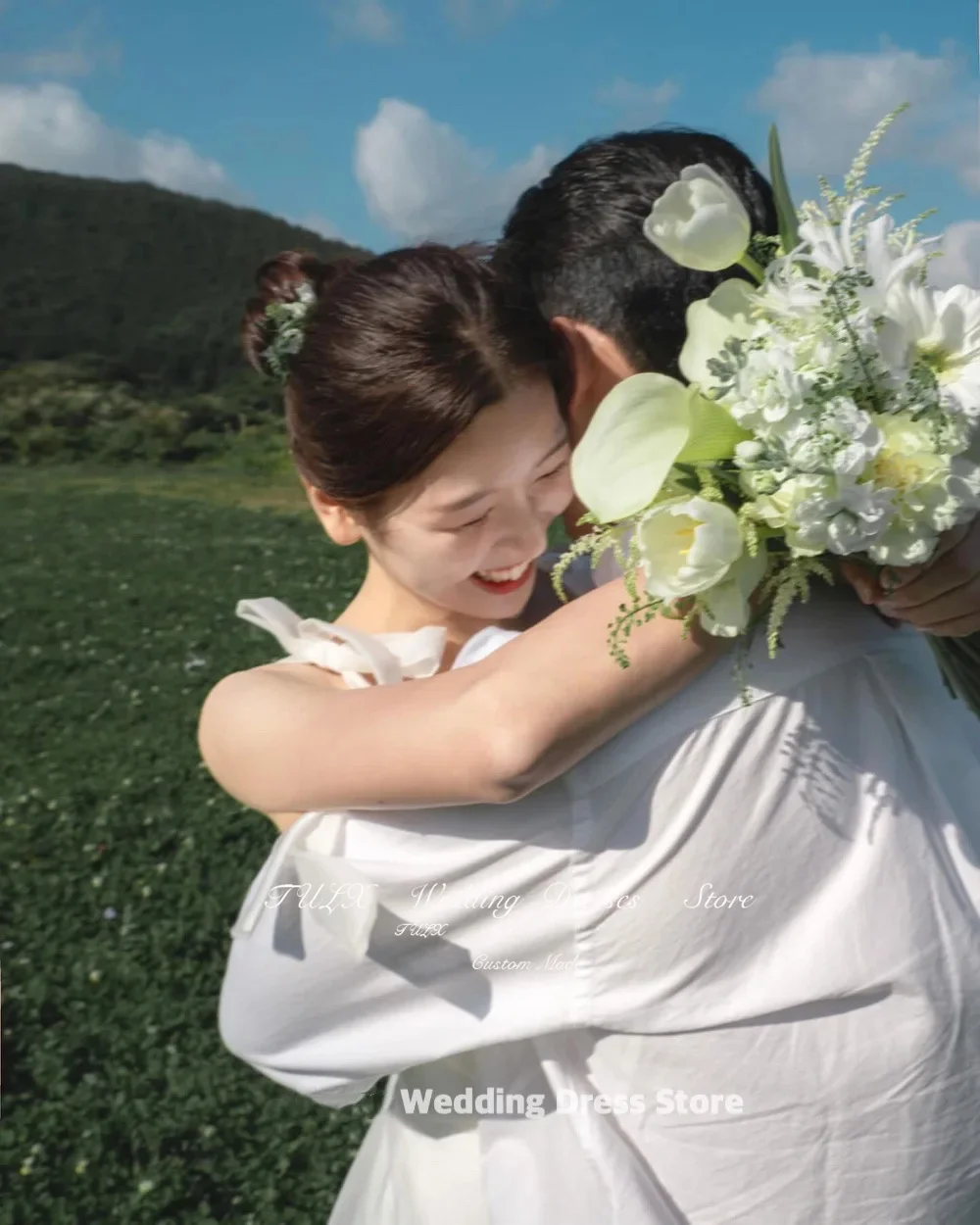 A line Korea wedding dress photoshoot spaghetti straps sleeveless organza bridal gown zip and corset back