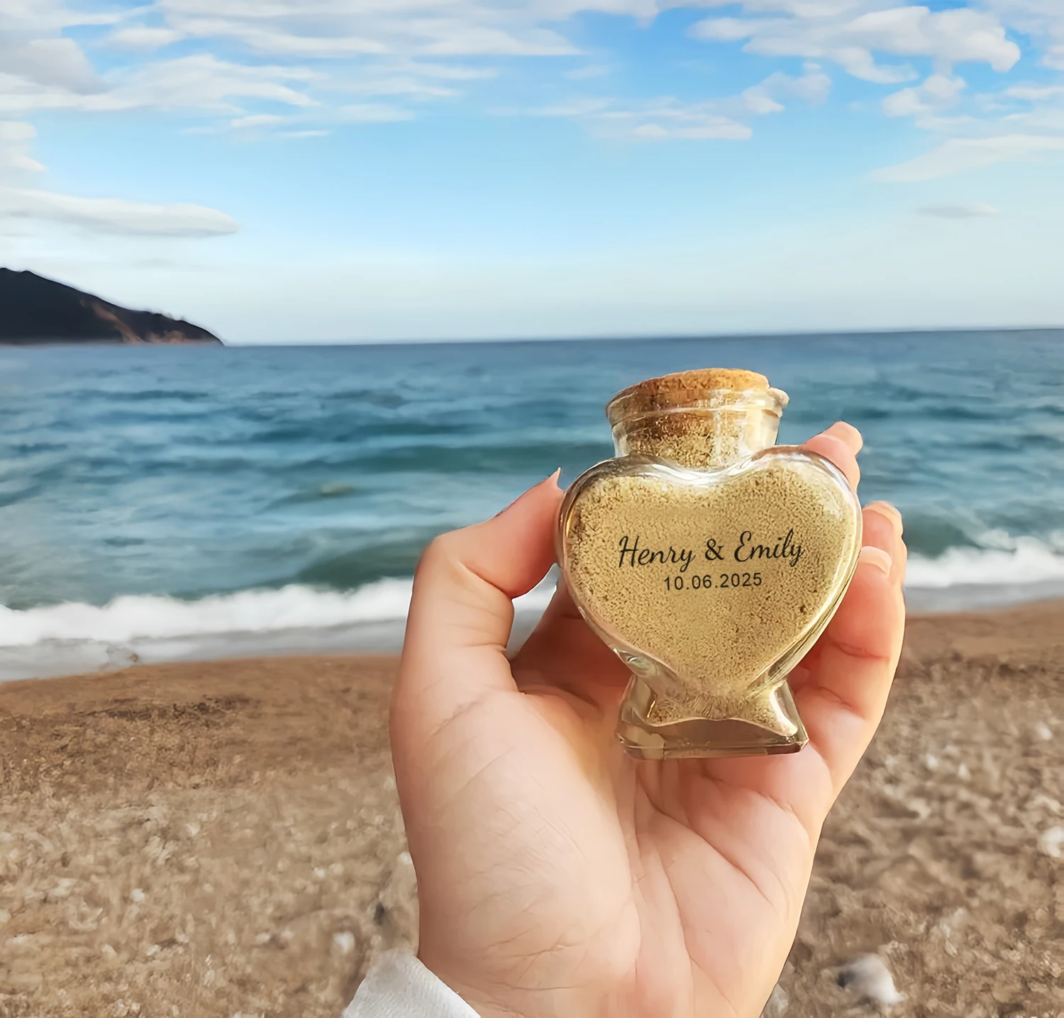 Personalized Honeymoon Wedding Sand Jar Glass Jar Lid Holiday Keepsake Honeymoon Essentials Sand Bottle Best Gifts