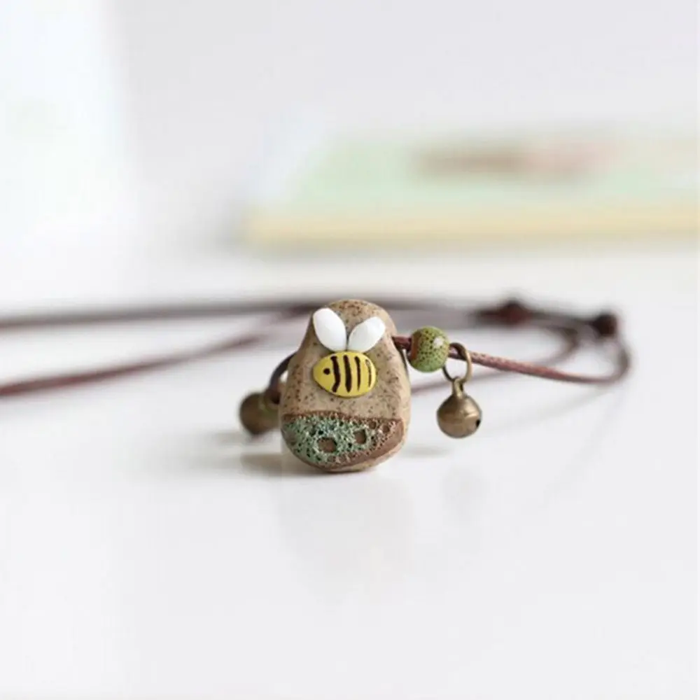 Collana con ciondolo a forma di ape alla moda da donna 2025_voghion.com