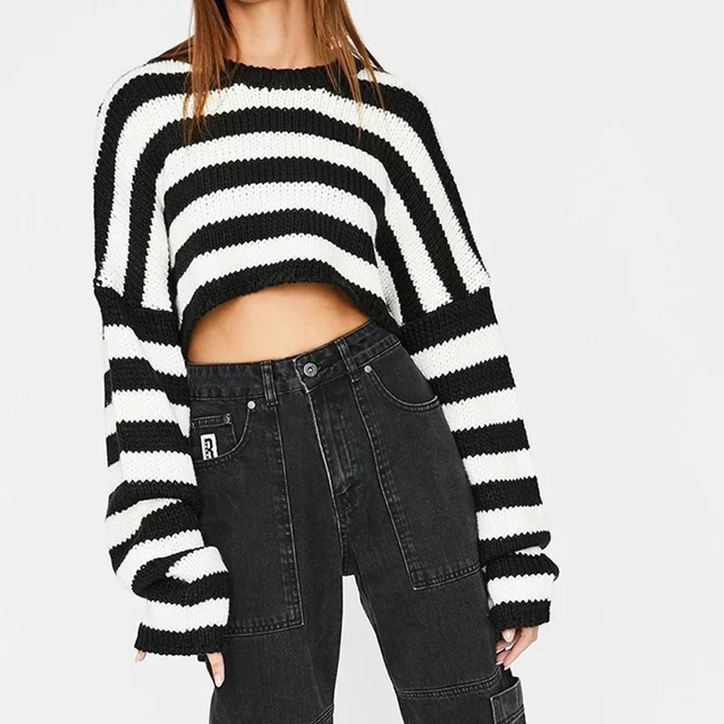 

Women Gothic Streetwear Striped O-neck Long Sleeve Sweaters Harajuku Loose Crop Sweater Vintage Punk Pullover Autumn Knitwear