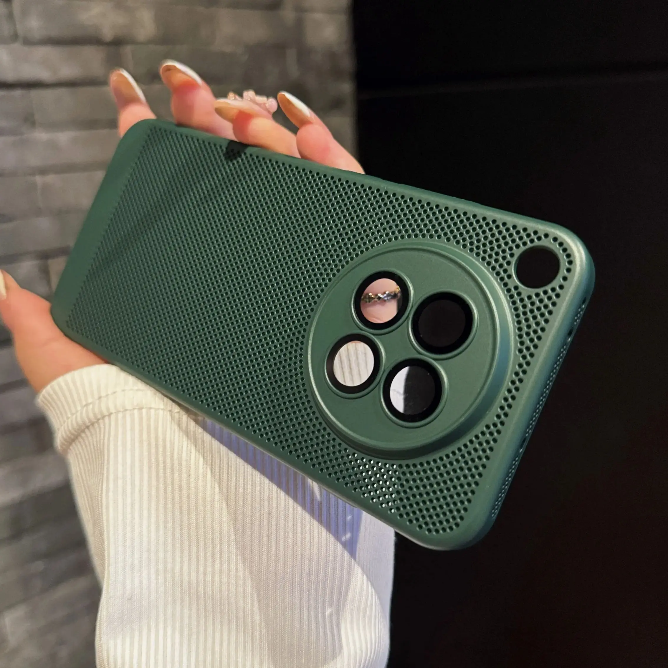 Ultra Slim Heat Dissipation PC Case with Glass Camera Protection and Cooling Mesh Design