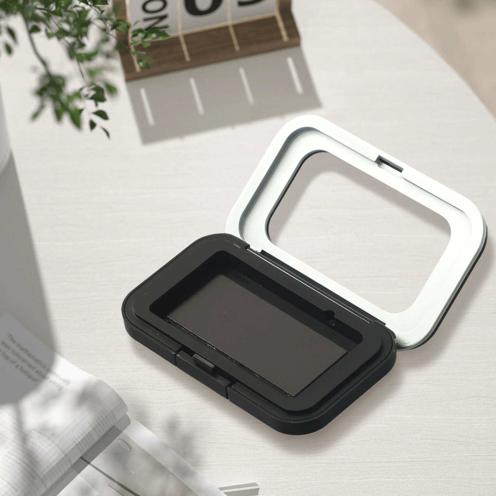 

Durable Needle Storage Box Magnetic Portable Rectangular Replacement Sewing Needle Clip Small Items Universal Black