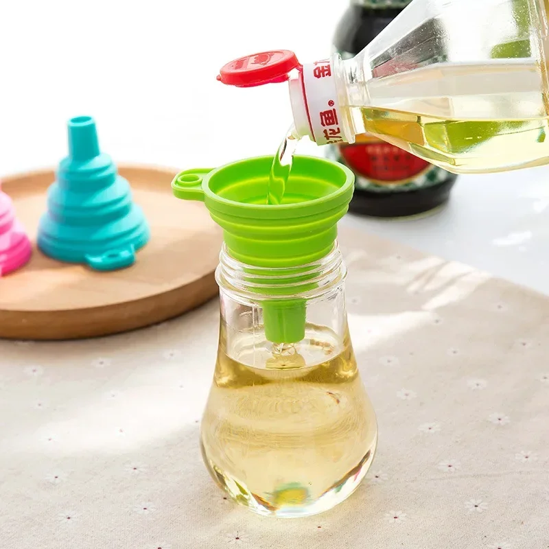 

Silicone Folding Funnel for Kitchen Liquid Dispenser, Telescopic Long Neck Funnels, Portable Gadget, Home Accessories, 1/5Pcs