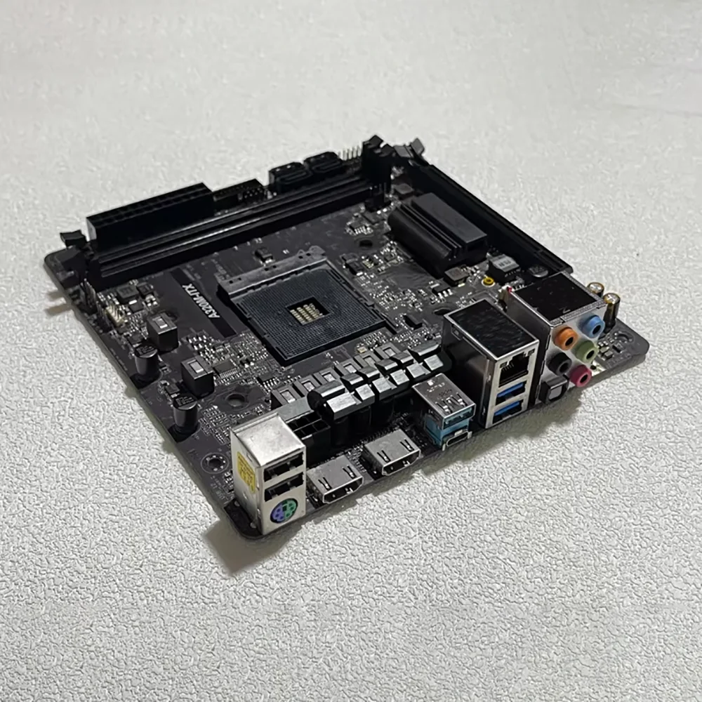 미니 마더보드 DDR4 USB3.1 A320M-ITX
