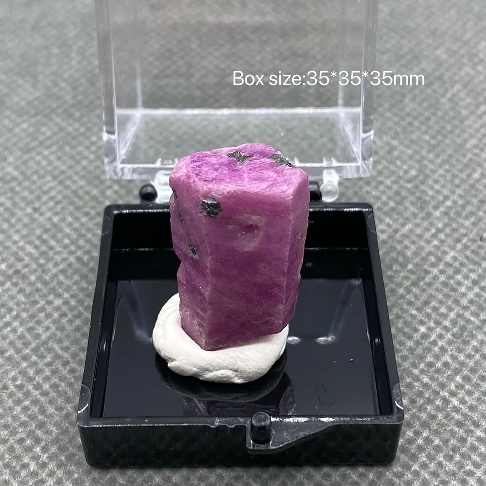 Best! 100% natural Myanmar Fluorescent Ruby rough mineral stones and crystals healing crystals quartz gemstones +Box 35mm