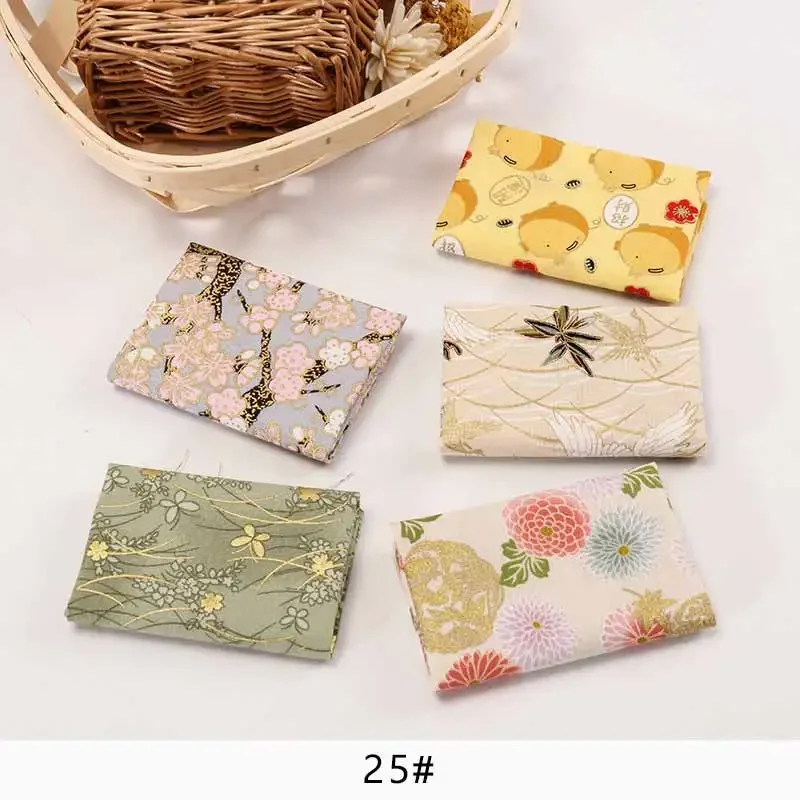 aufodara 10 pezzi di tessuto in cotone per patchwork, 20 x 25 cm, stile giapponese stampato floreale con bellissimi motivi dorati, per cucito, trapuntatura, fai da te, lavori manuali (rosa viola
