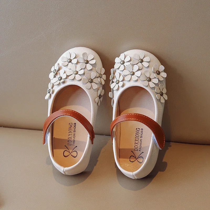 1-8Y Girls&rsquo; Flat Shoes Princess Mary Janes Child Patent Leather Infant Toddler Bowtie Shoes Kids Soft Sole Ballet Shoe
