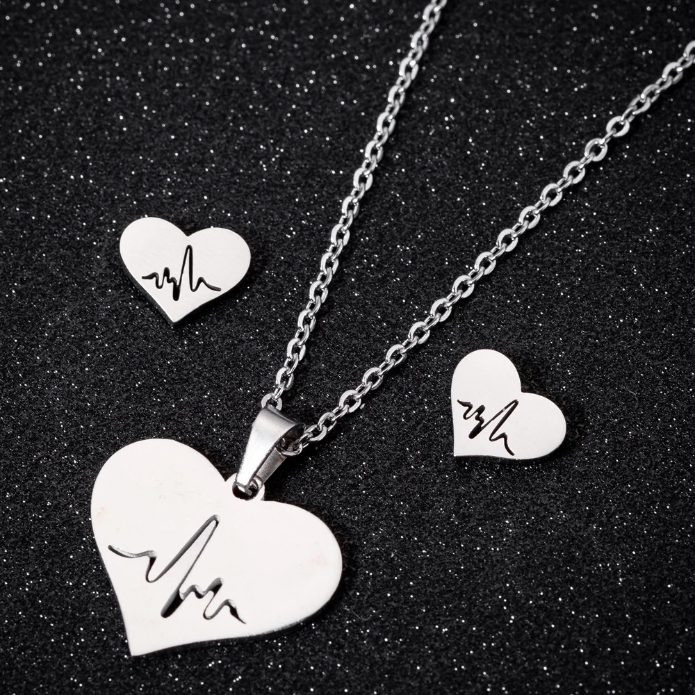 2021 Luxury Simple Big Small Hollow Double Heart-shaped Necklace Exquisite Crystal Zircon Pendant Chain Women's Wedding Jewelry 