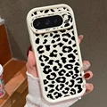 A121 Beige White