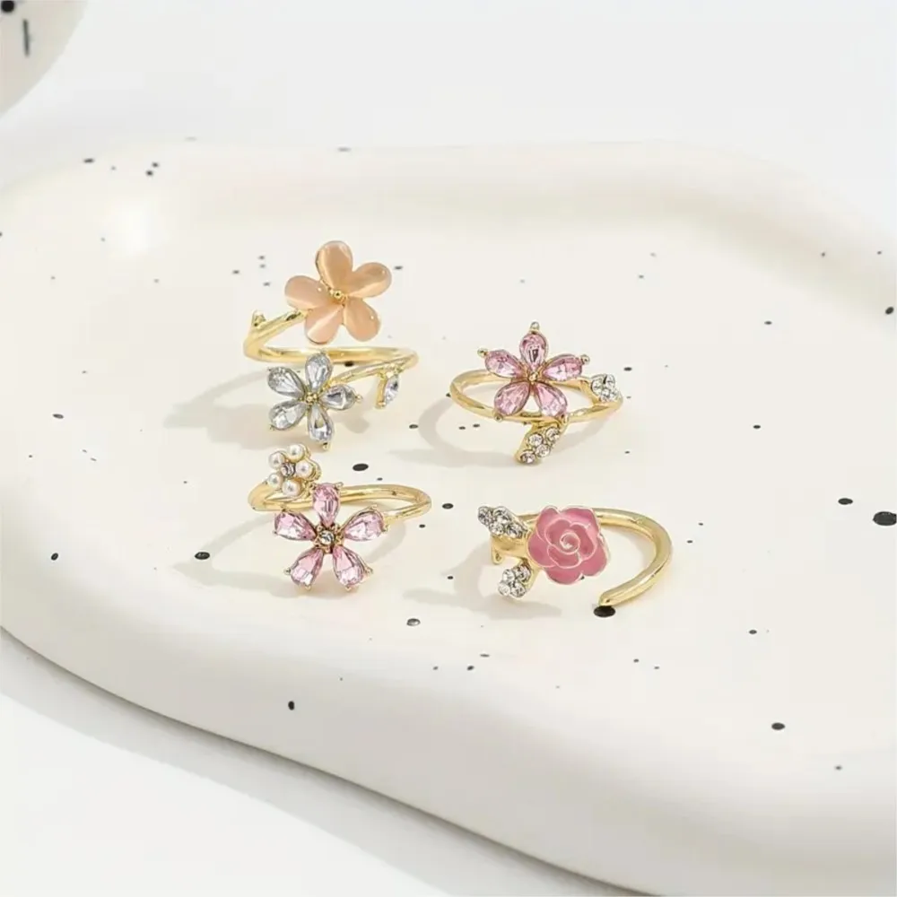 4pcs Set of Rhinestone Imitation Pearl Oil Painting Stacked Ring Set for Women Elegant And Sexy Pink Flower Rings Jewelry Gifts