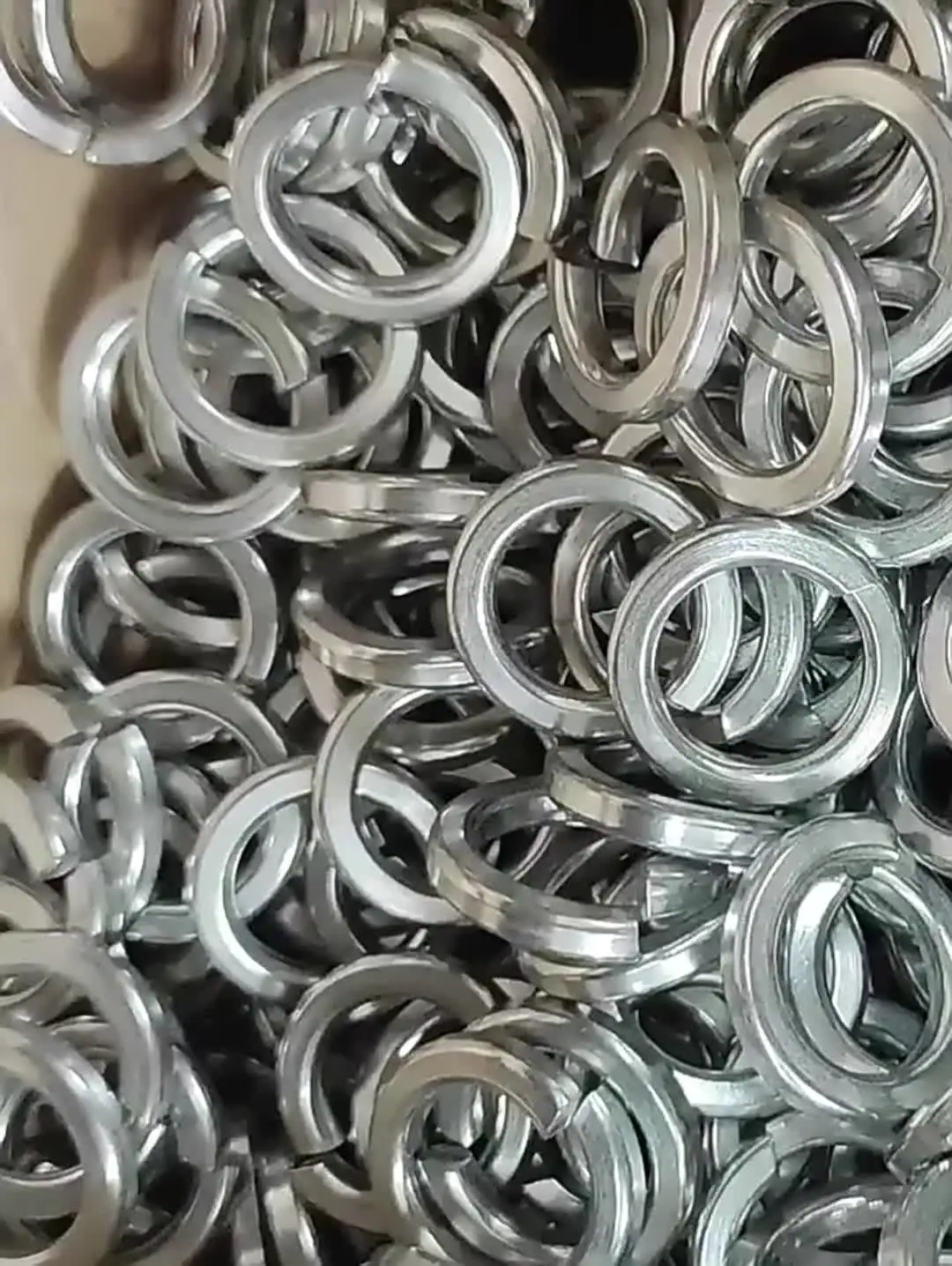 Пружинные стопорные шайбы из нержавеющей стали 304 M1.6 M2 M2.5 M3 M4 M5 M6 M8 M10 M12 M14 M16 M18 M20 M22