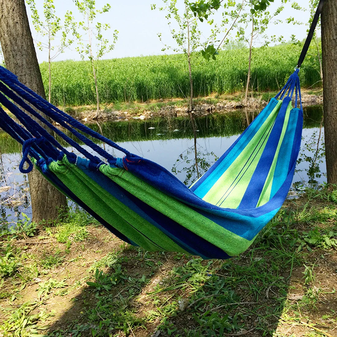 

1PC Outdoor Hammock Portable Garden Hammock Sports Home Travel Camping Swing Canvas Stripe Hang Bed Hammock Double Single People