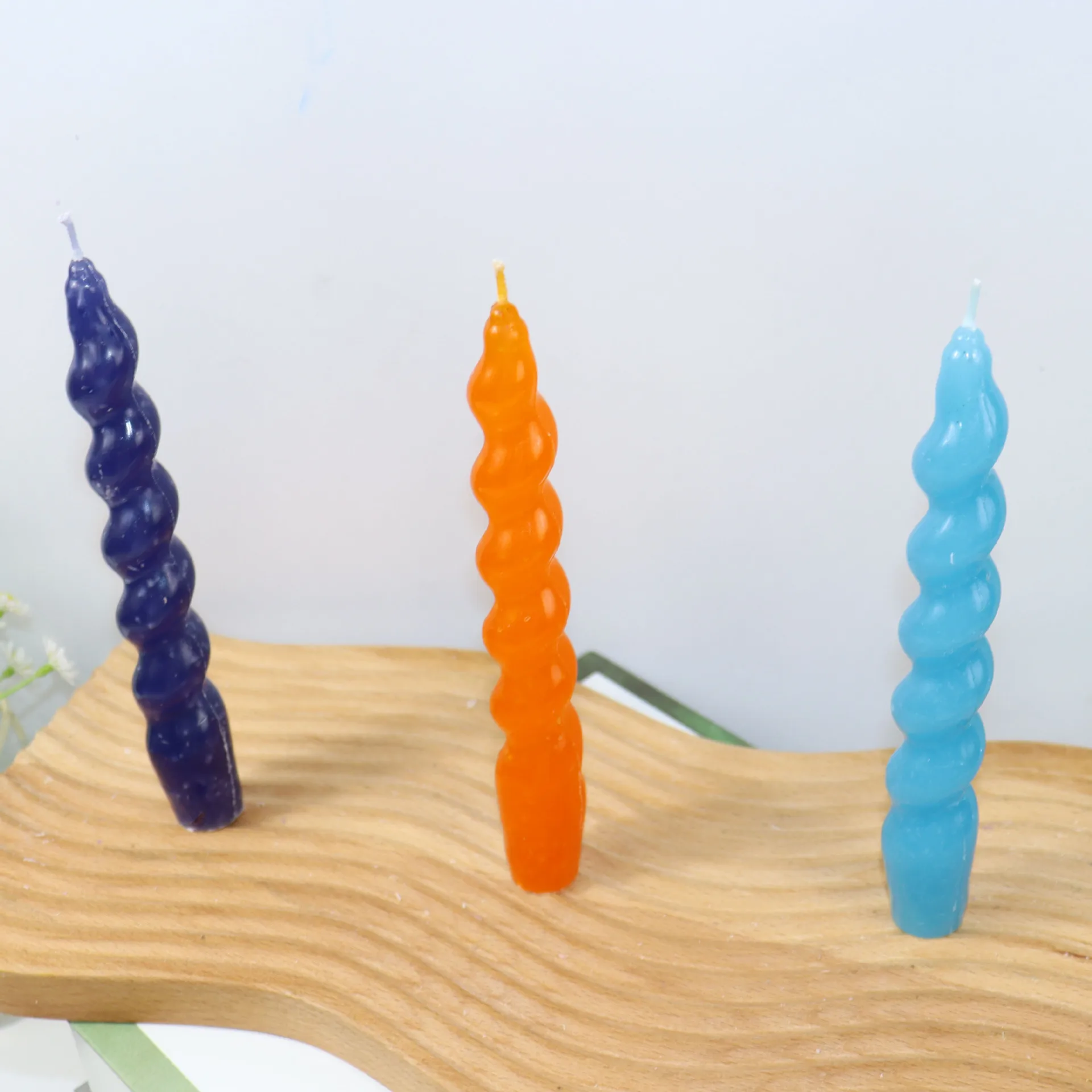 Spiral Rod Acrylic Candle Mold Large Striped Cylinder Aromatherapy Soap Mould Easy Demoulding Home Decor Wedding Party Souvenirs