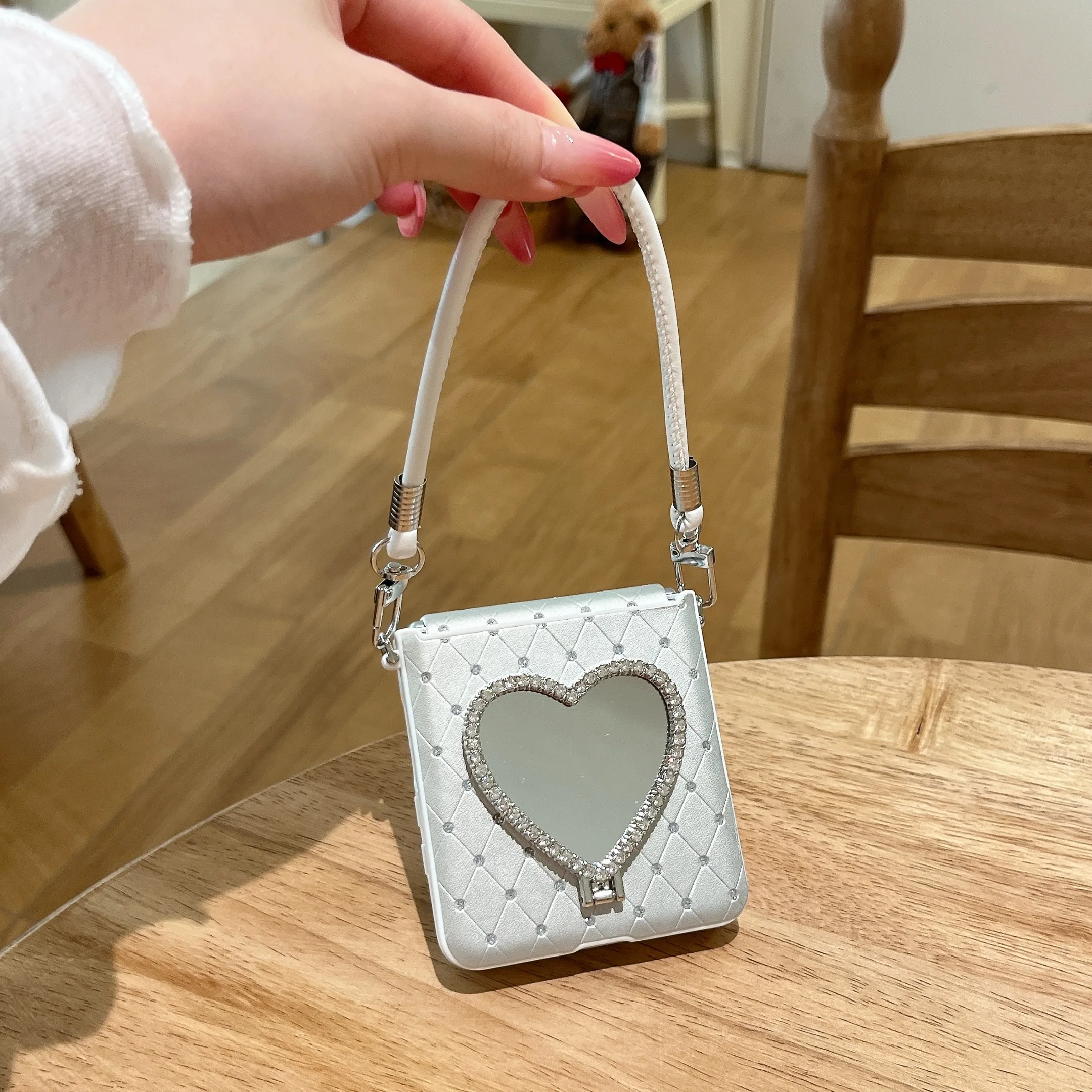 Luxury Diamond Patterned Stand Case With Mirror For Galaxy Z Flip_voghion.com