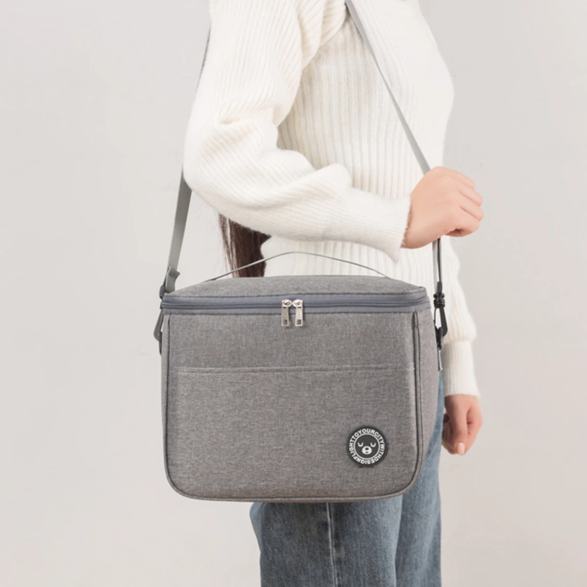 Large-capacity hand-held with shoulder strap insulated bag, lunch box bag, student thickened waterproof lunch bag。