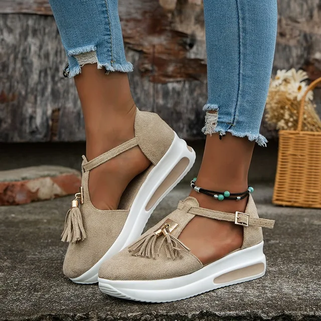 Thick sole buckle sandals for women's 2023 summer oversized hollow tassel muffin casual women's shoes 1