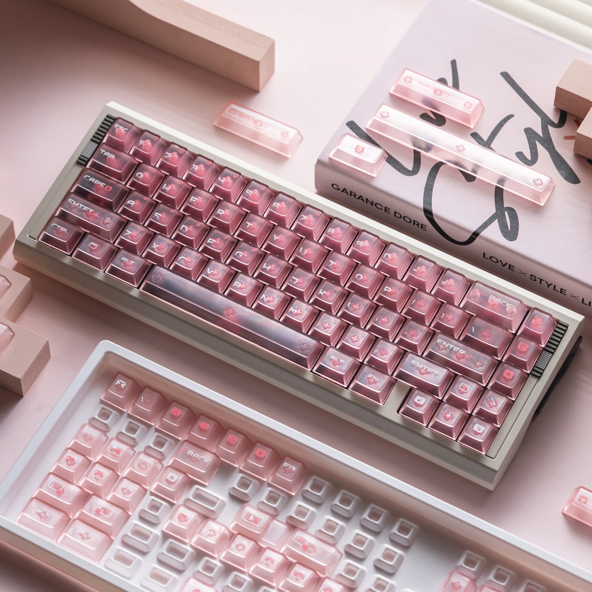 섀도우 키캡 체리 프로파일 PC 소재 두께: 1.7mm 체리 MX 스위치 및 MX 스타일 클론과 호환 가능