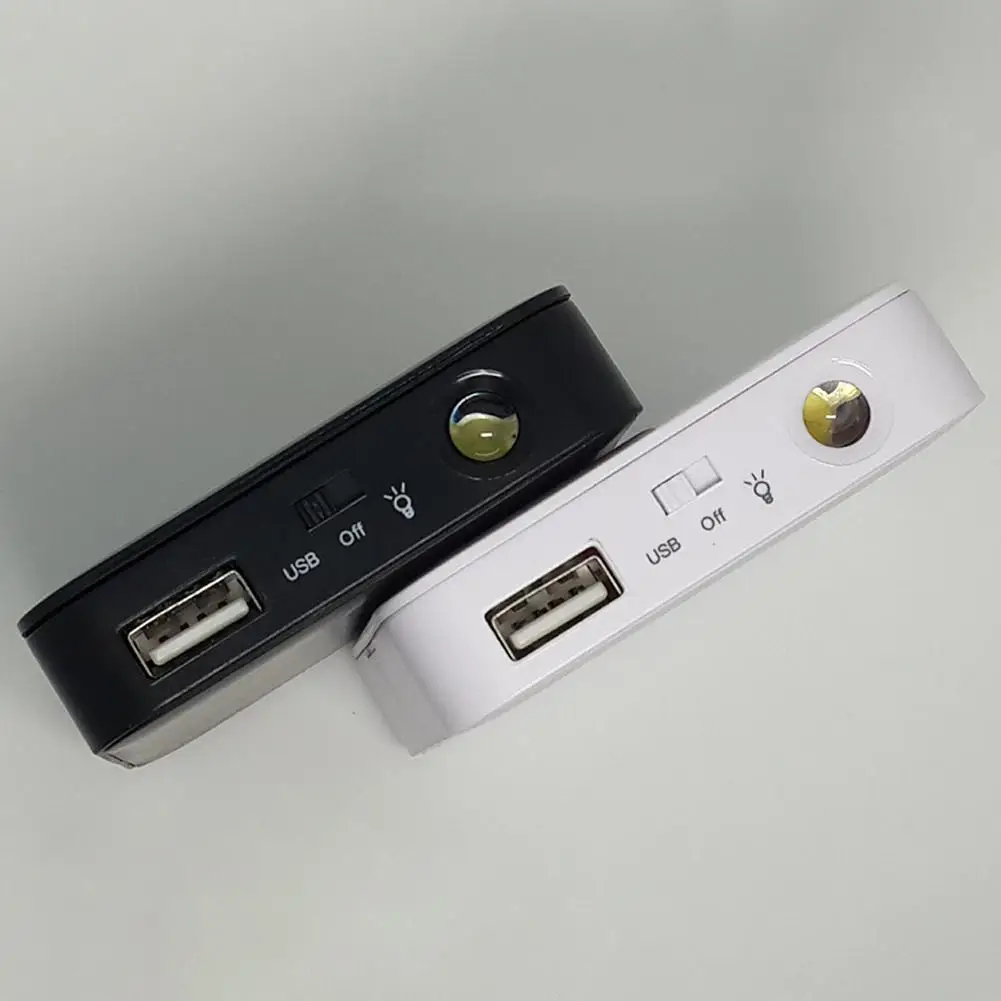 Nuovissimo custodia portatile per banca di potere USB 4 batteria AA custodia per caricatore di emergenza esterno scatole di immagazzinaggio in plastica per batteria per fotocamera intelligente