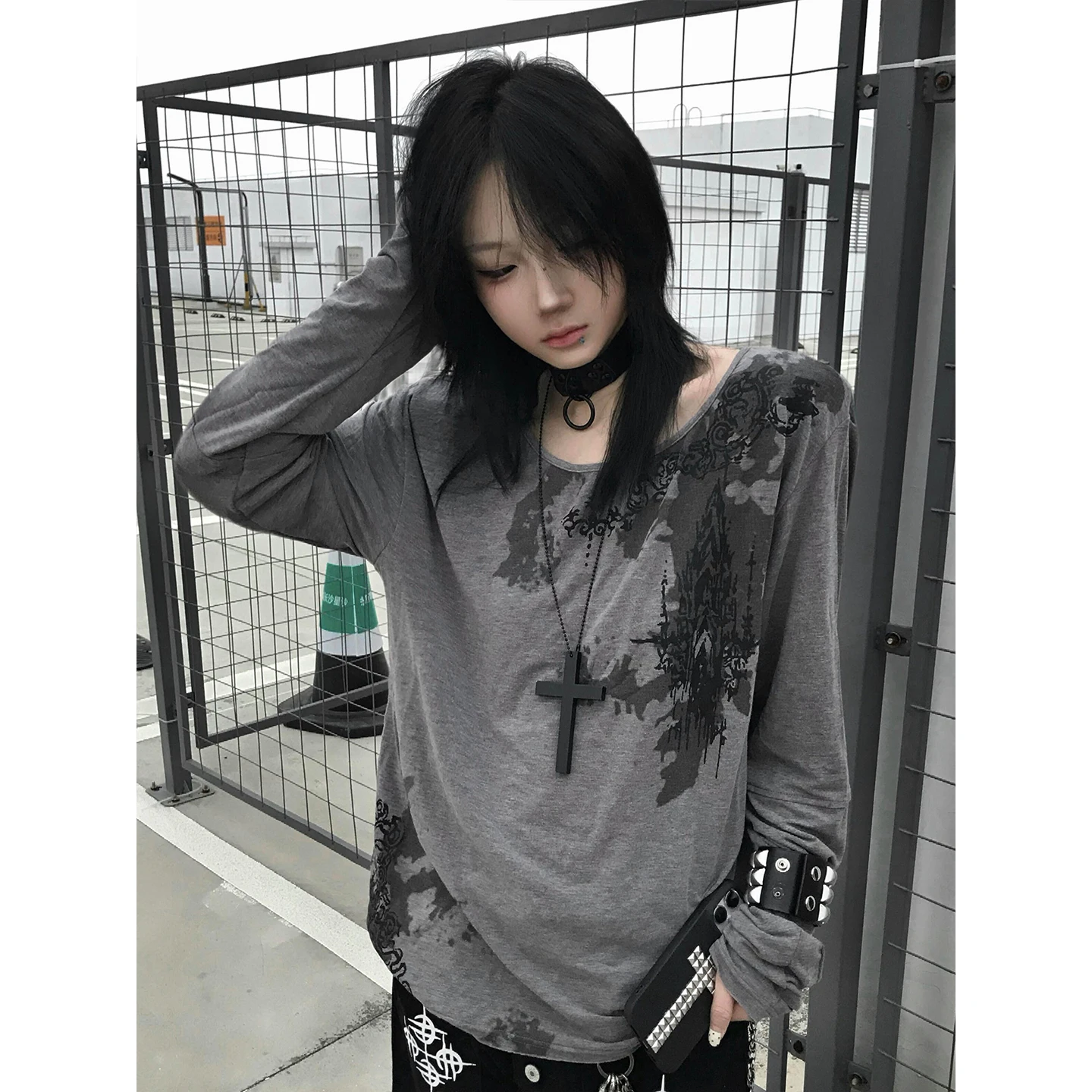 Genayooa Gothic Print T-shirt Frauen Langarm Casual Y2k Vintage Grunge Tops T Streetwear Amerikanischen Retro T-shirts Fairycore – Detail 2