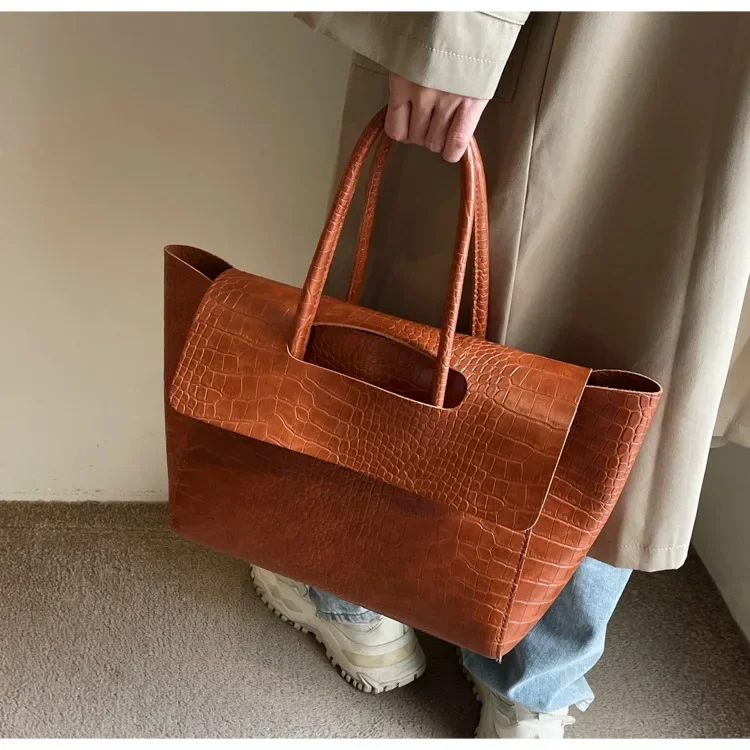 Luxury Crocodile Pattern Women’s Shoulder Tote Bag