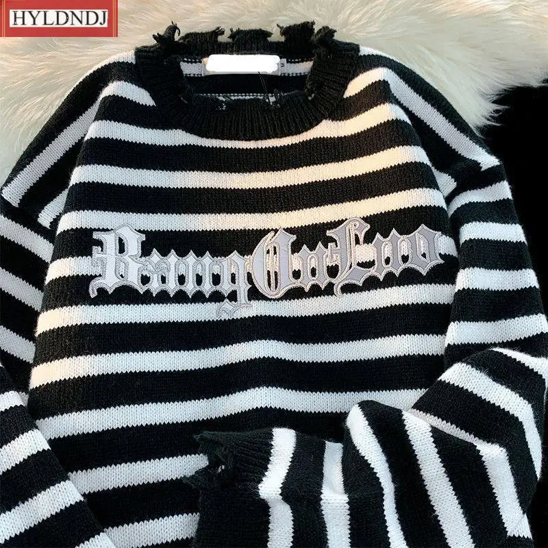 Рисунок 5 - Мужские и женские винтажные свитеры