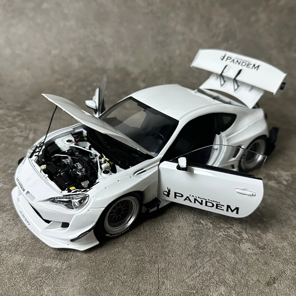 みかんRAs-Studio 　白 1/18 DCN Toyota 86 Pandem Sakura (White) Diecast Car Model