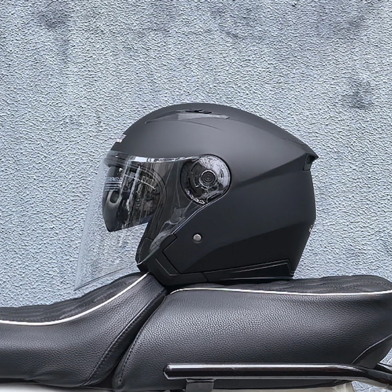 thumbnail image 1 of Casco de motocicleta para hombre y mujer, capacete para motocicleta, cascos para moto, doble lente, medio casco de carreras, para las cuatro estaciones, 1 of 5