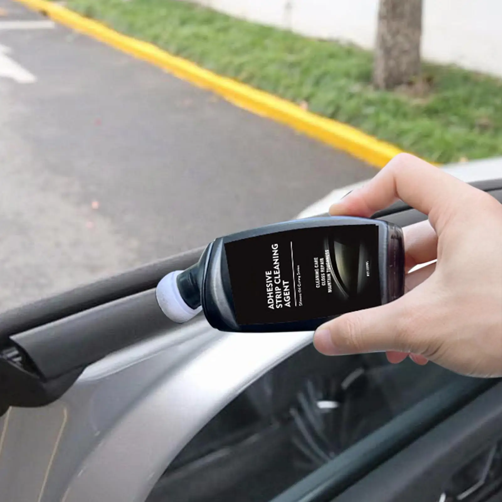 For all vehicles Car Rubber Conditioner 100ml Rubber Strip Anti-Freeze Agent Rubber Cleaner Seal Softening Agent EliminatesNoise