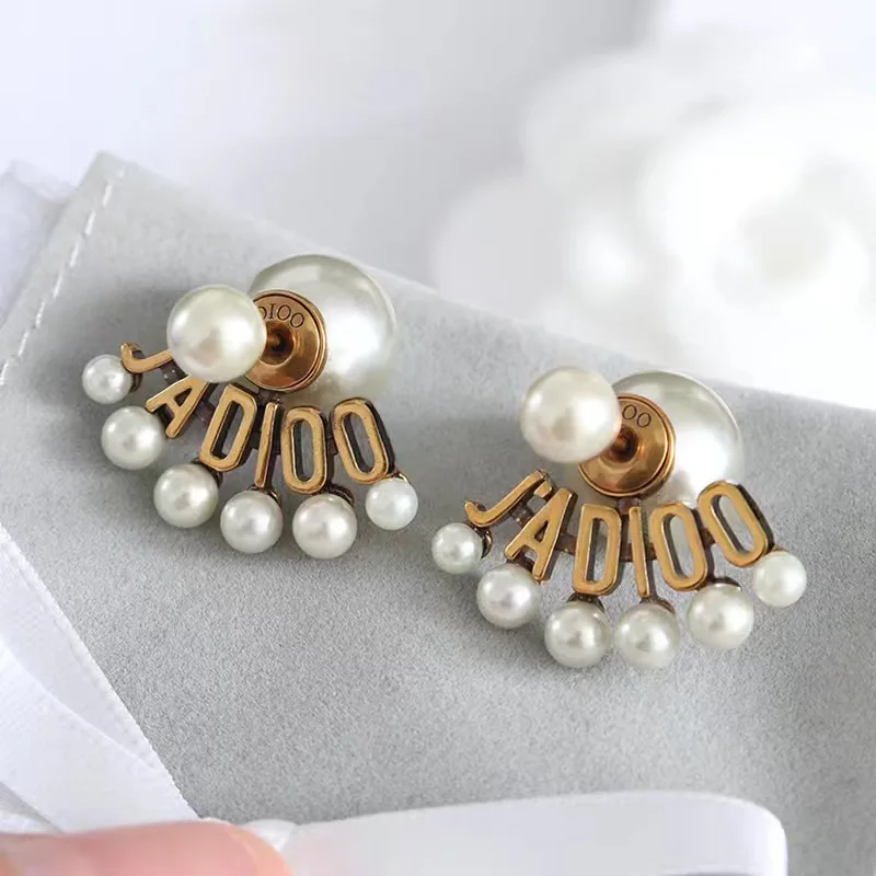 

Maxcore Vintage Letter Pear Earring Drops Ins hot Sale four seasonal Elegant Women Ear jewelries Simplify and Fashion Design