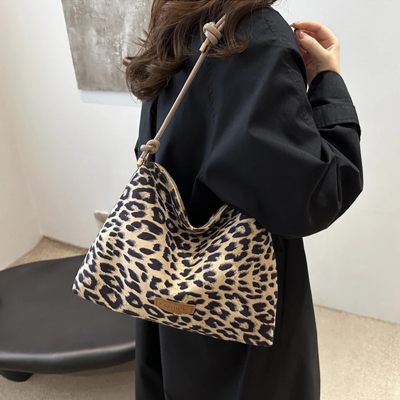 Autumn Winter New Large Capacity Women's Bags Fashion Leopard Print Tote Premium Texture Versatile Commuting Shoulder Armpits
