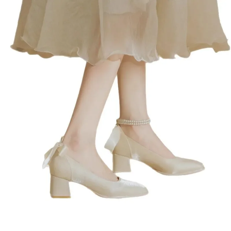 2025With Medium Heels Woman Pumps Square Toe Pearl Shoes for Women On Sale Young Promotion Spring Fashion Wedding Bride Shoe