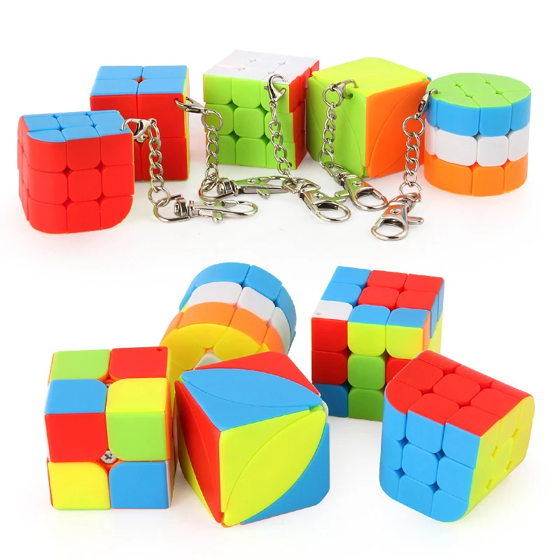 1Pc Portachiavi Puzzle Cubo Magico 3X3X3 Cubo Zaino Ciondolo Cubo 2X2 Cubo Magico Gioco Adorabile Cubo Portachiavi Cubo Giocattoli