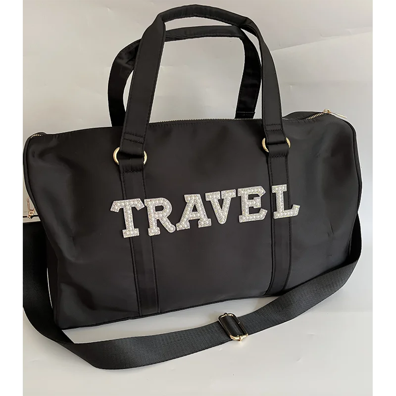 Stock Fashion Nylon Durable Custom Personalize Letter Patches Teenager College Duffel Travel Bag Zipper Weekender Bag For Women