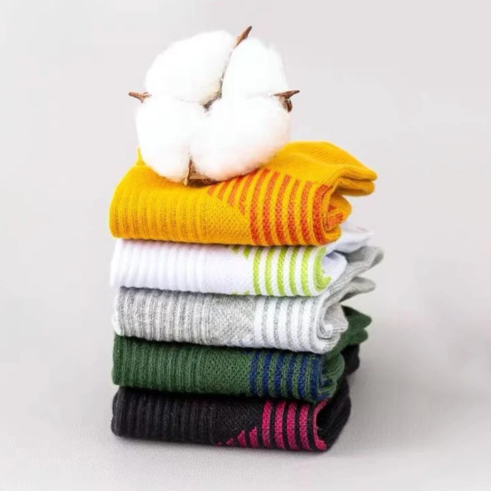 5Pairs Man Cotton Short Socks Solid Color Harajuku Breathable Comfortable Casual Male Fashions Soft Simple Fashions Sports Socks