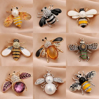 Women’s Pearl Bee Brooch Pin 1