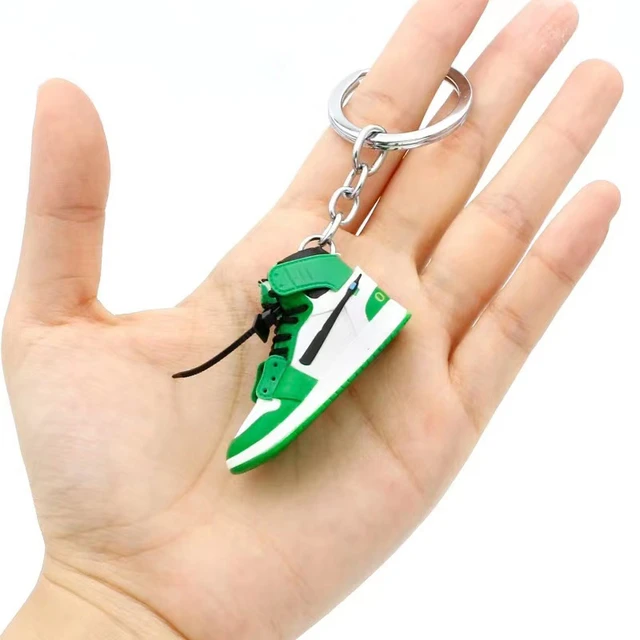 New 3D mini sneaker keychain simulation fun basketball shoe keychain finger  skateboard accessory for children's birthday gift - AliExpress