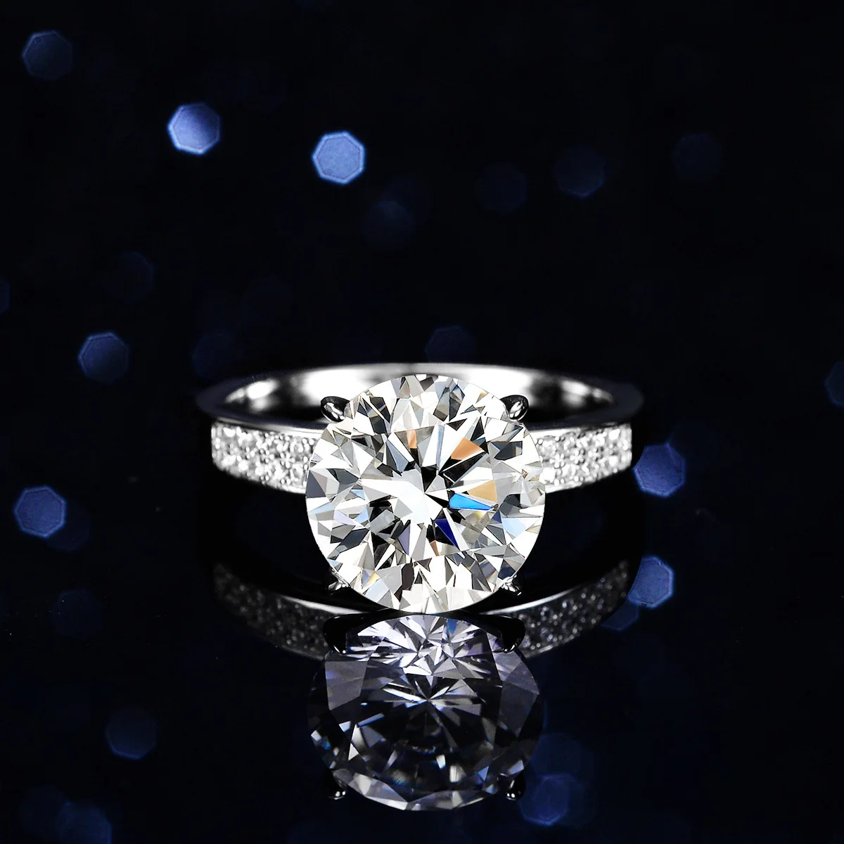 Boutique PT950 Platinum Diamond Ring Classic Four-Claw Ring 5 Carat Moissanite Women's Dove Wedding