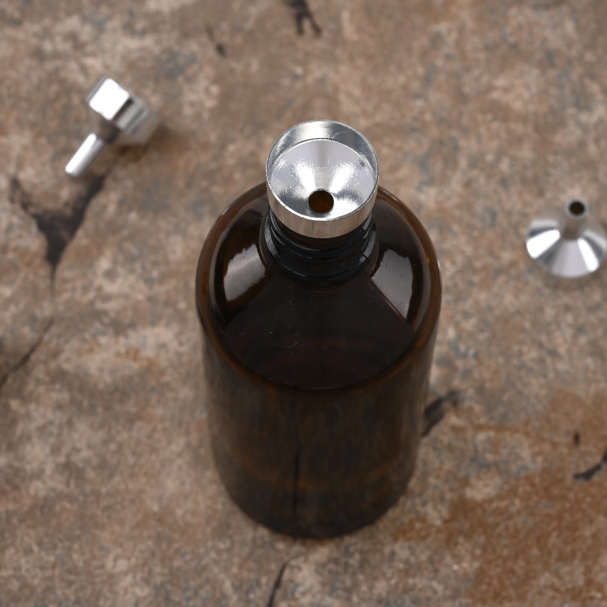 작은 병 충전용 미니 금속 깔때기, 리필 이송 액체 실험실 용품, 문구 10 개