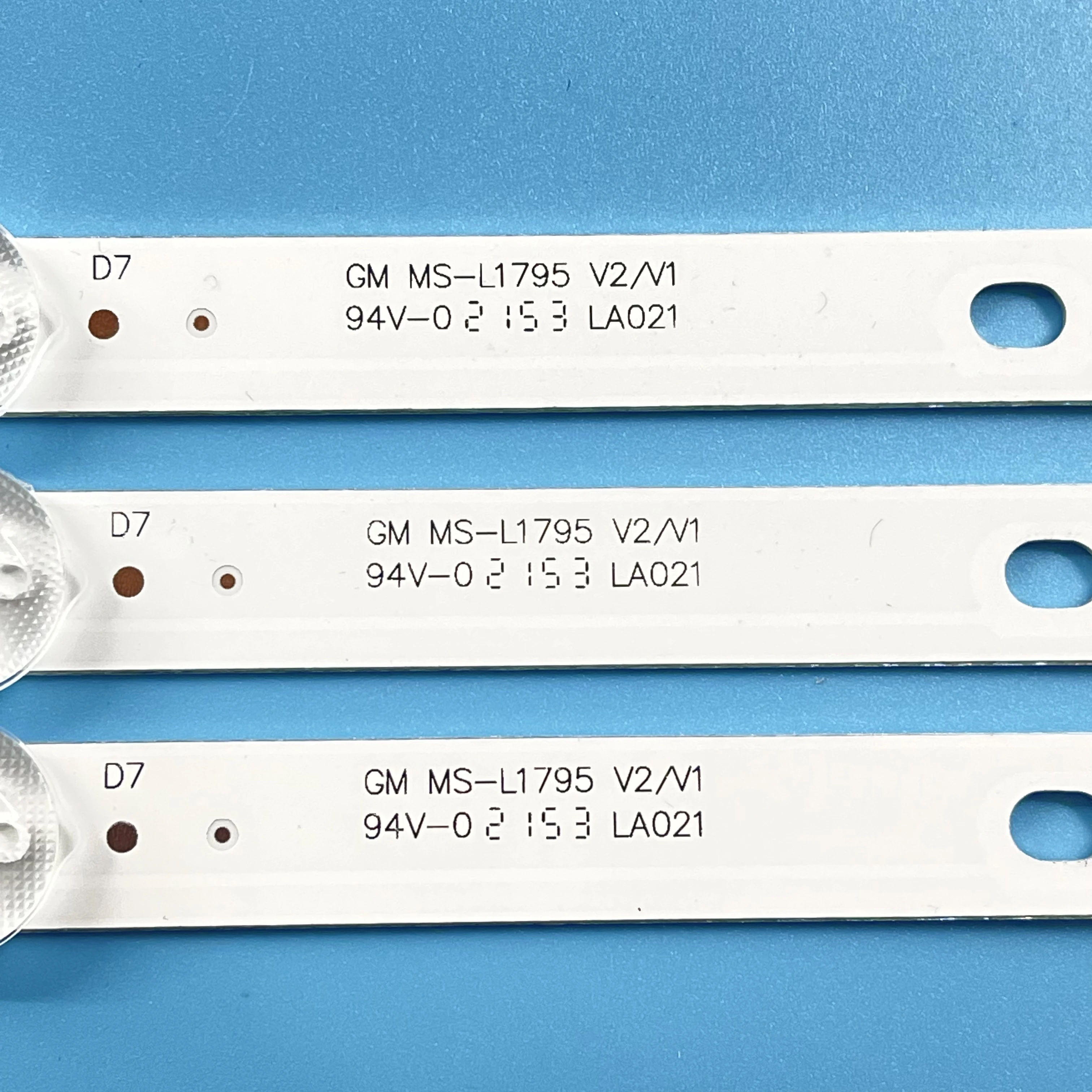 LED Backlight strip 8 Lamp for BBK 39LEM-1045/T2C DEXP H39D7100E PIXEL 39"TV LE39Z1 JL.D39042330-006AS-M_V01 MS-L1795 V2 39S1810