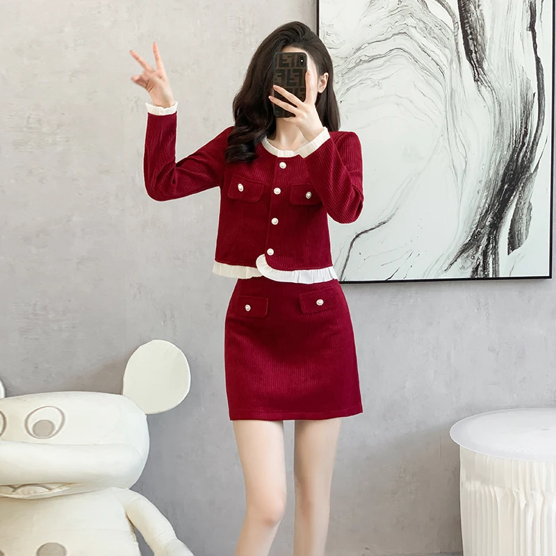 Xiaoxiangfeng Fashion Set for Women's Autumn and Winter 2023 New Small and Elegant Half Skirt Set