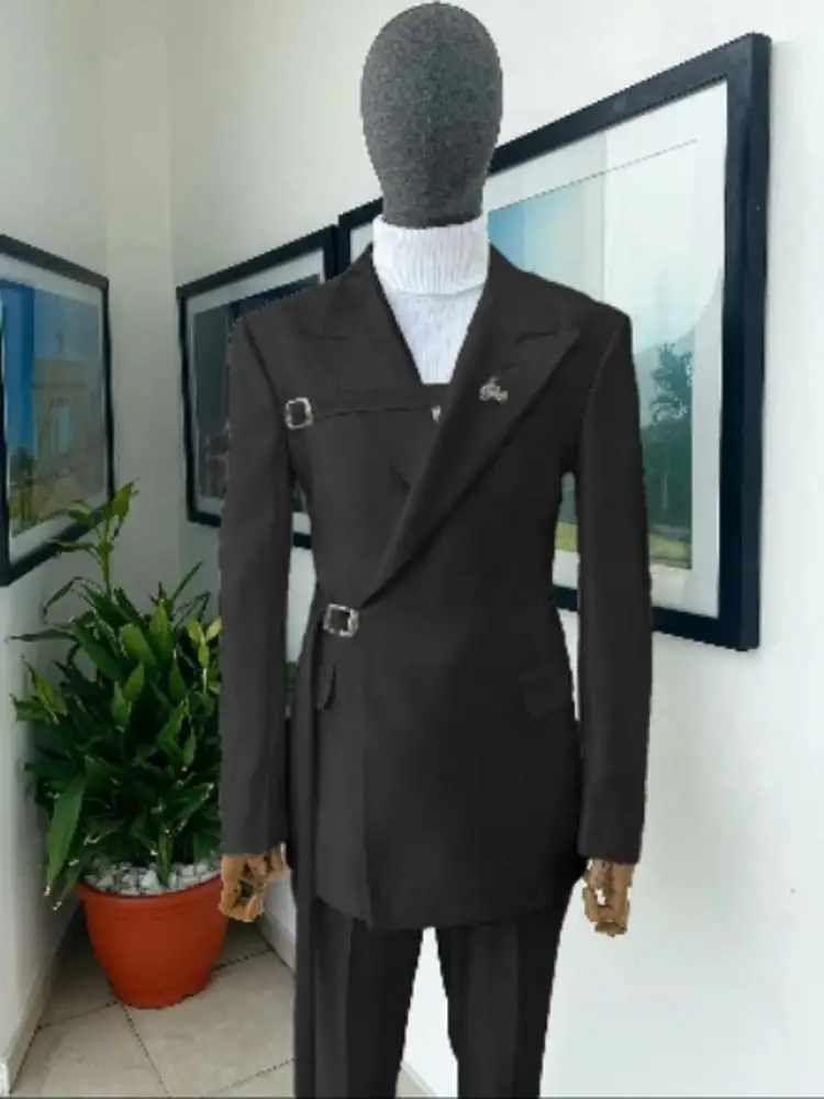 Handsome Peak Lapel Groom Tuxedos Slim Fits Men's Evening Dress Toast Party Business Suits W:652