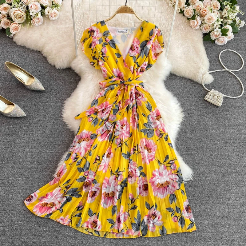 

Boho V Neck Bandage Pleated Long Dress Summer Floral Print Tank Sundress Women Casual Ruffles Party Elegant Beach Tunic Dress