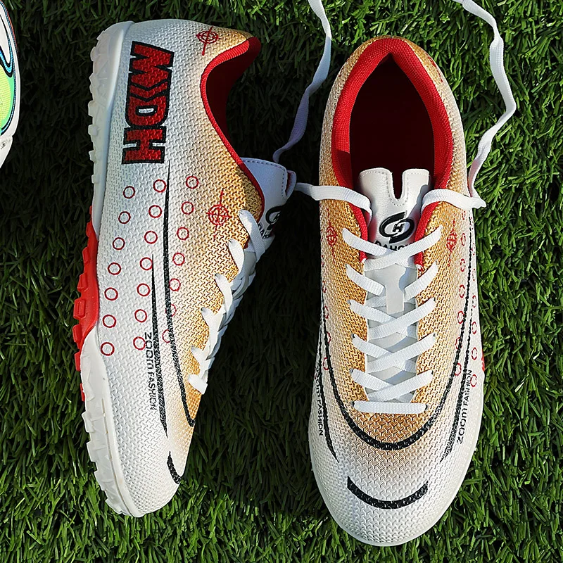 Youth Long Nail Professional Training Football Shoes Men's Broken Nail Football Shoes Children's Student Training Shoes 31-45#