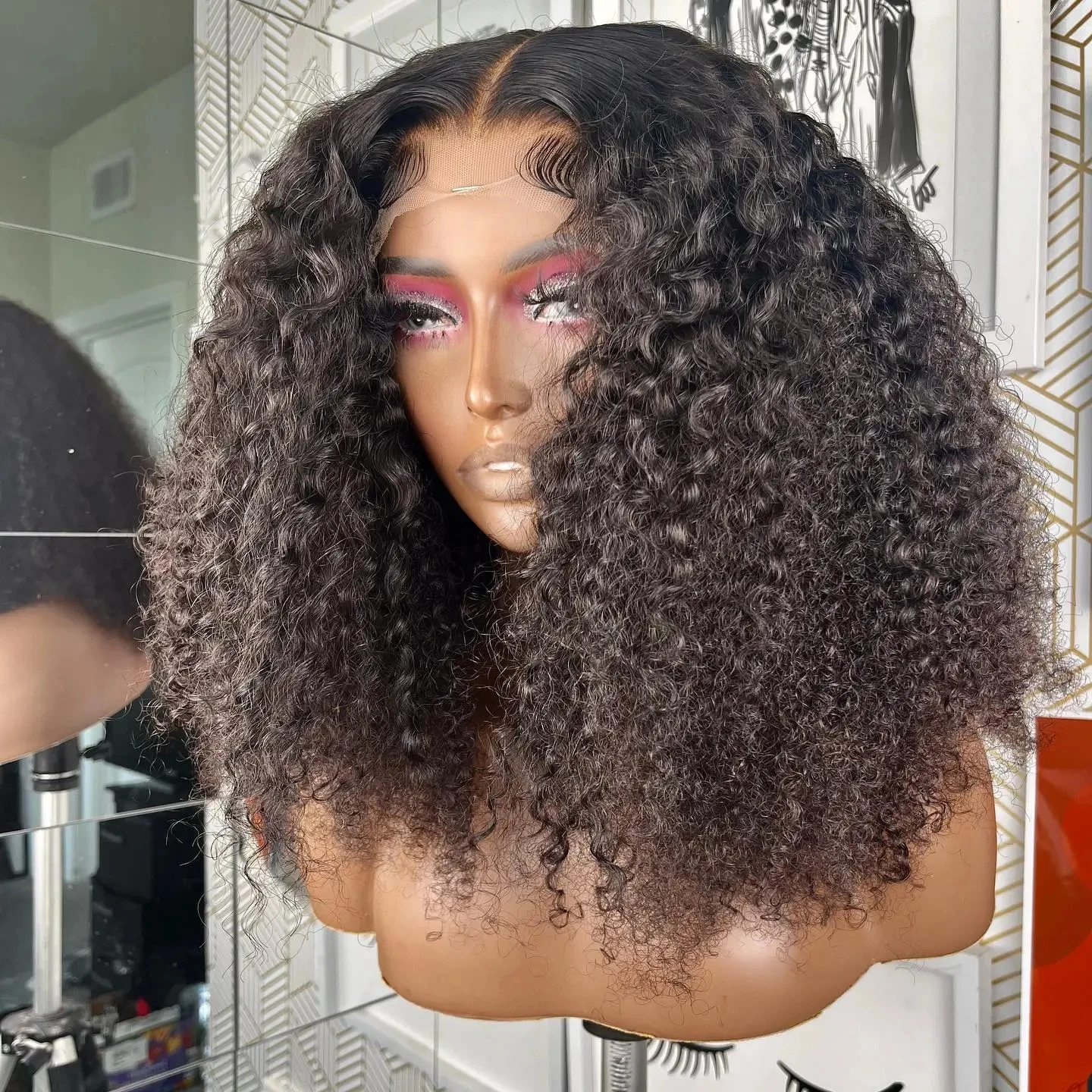 

Natural Black Soft Glueless Preplucked 26Inch Long 180% Density Kinky Curly Deep Lace Front Wig For Women With BabyHair Daily